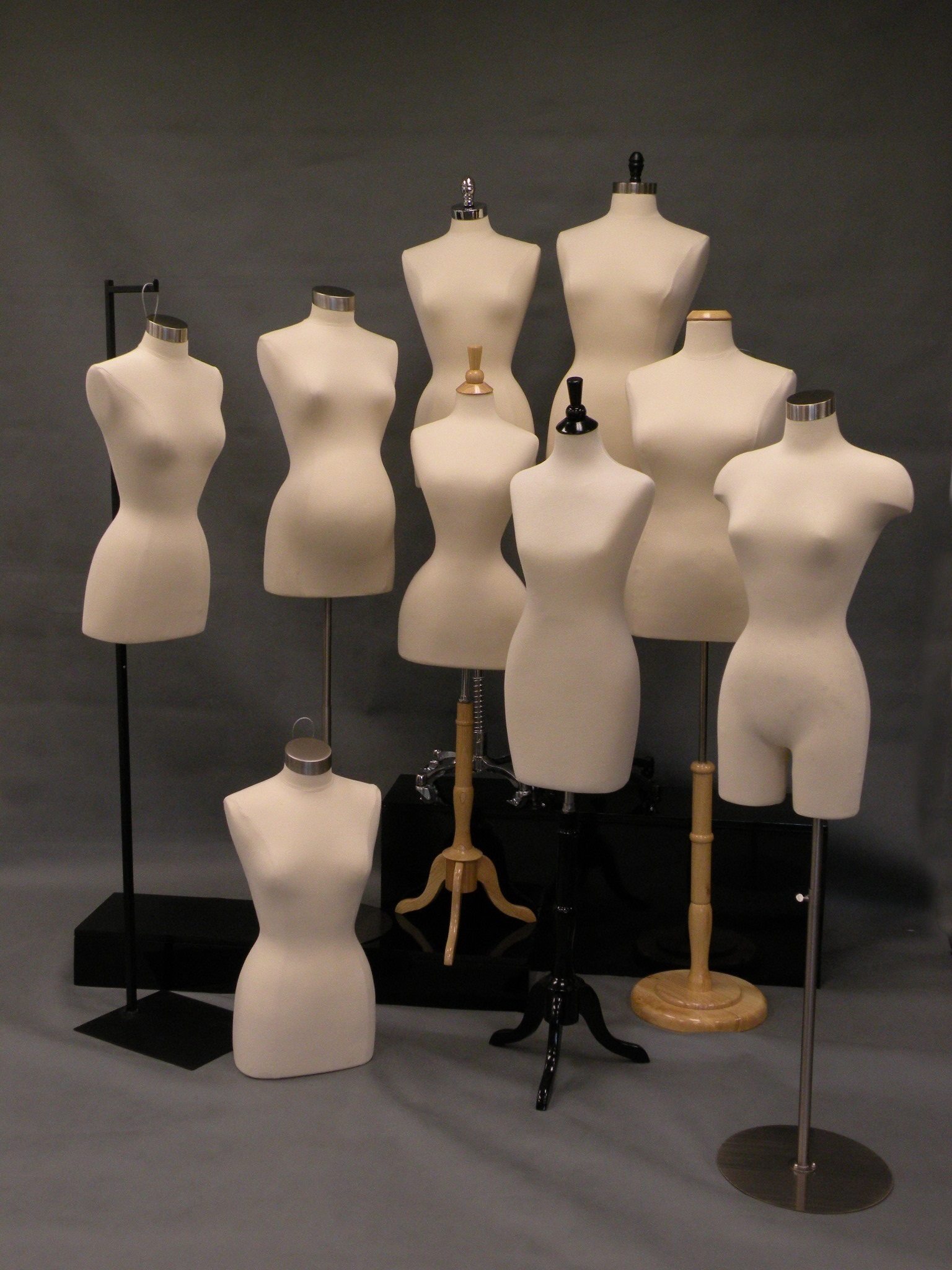 Mannequin Mode Cream Body Forms with Base